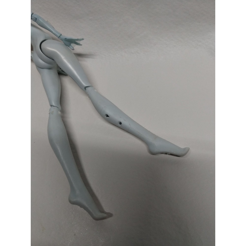 Custom Ready - Prepped G1 Monster High doll Lagoona ready to reroot ooak (1590) - Picture 3 of 6